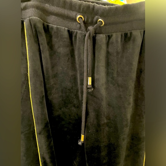 Velour Track Suit - Picture 4 of 6